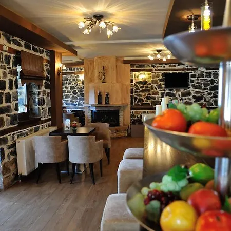 Enastron Палайос-Агиос-Атанасиос