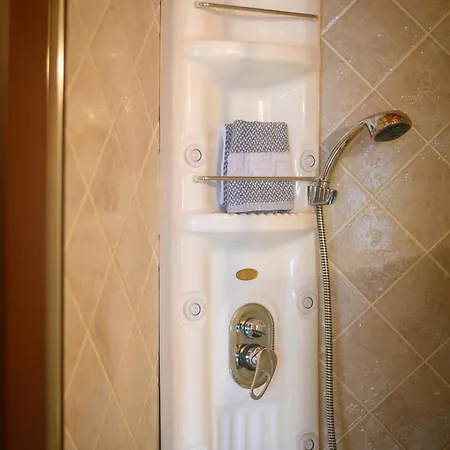 Отель Enastron Палайос-Агиос-Атанасиос