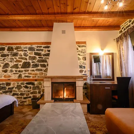 Enastron Отель 3*